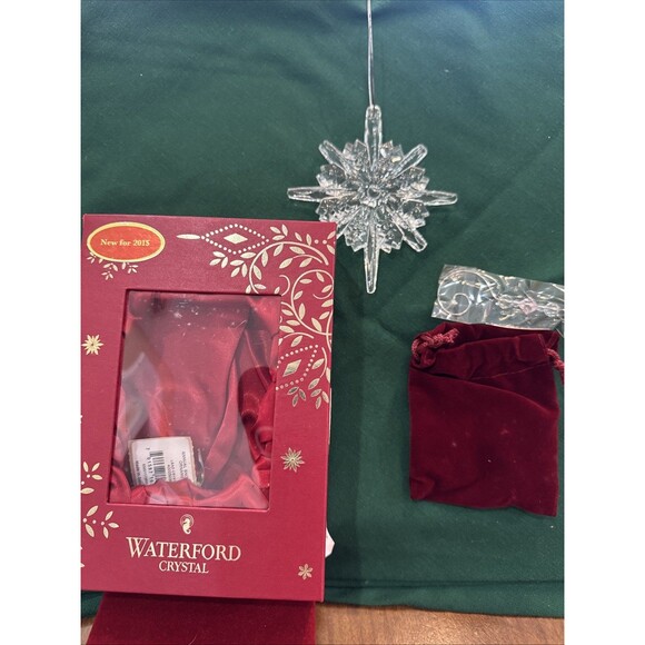 Waterford Crystal Annual SNOW STAR Christmas Tree Ornament 2015 - Picture 5 of 5